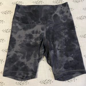Lululemon align high rise short 6”